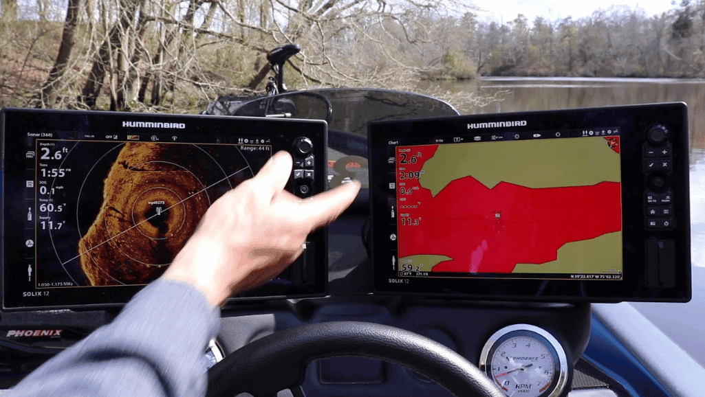 humminbird helix vs solix display comparison